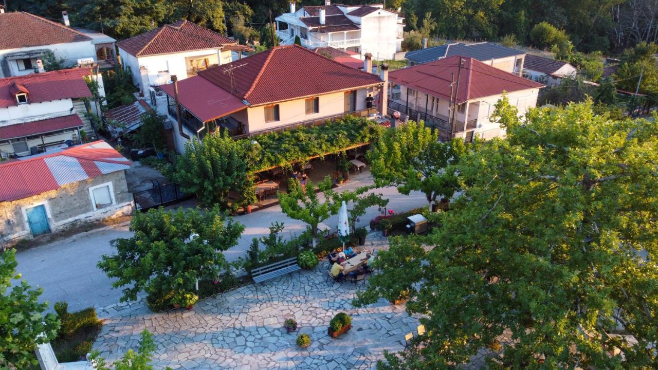 Arados Family Residence Калампака Экстерьер фото